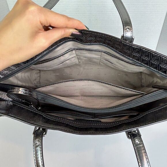 Michael Kors Voyageur Specchio Medium Top Zip Tote Bag Gunmetal Silver Metallic - Picture 9 of 16